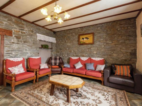 Гостиница Modern Holiday Home in Bastogne with Garden  Лонвийи